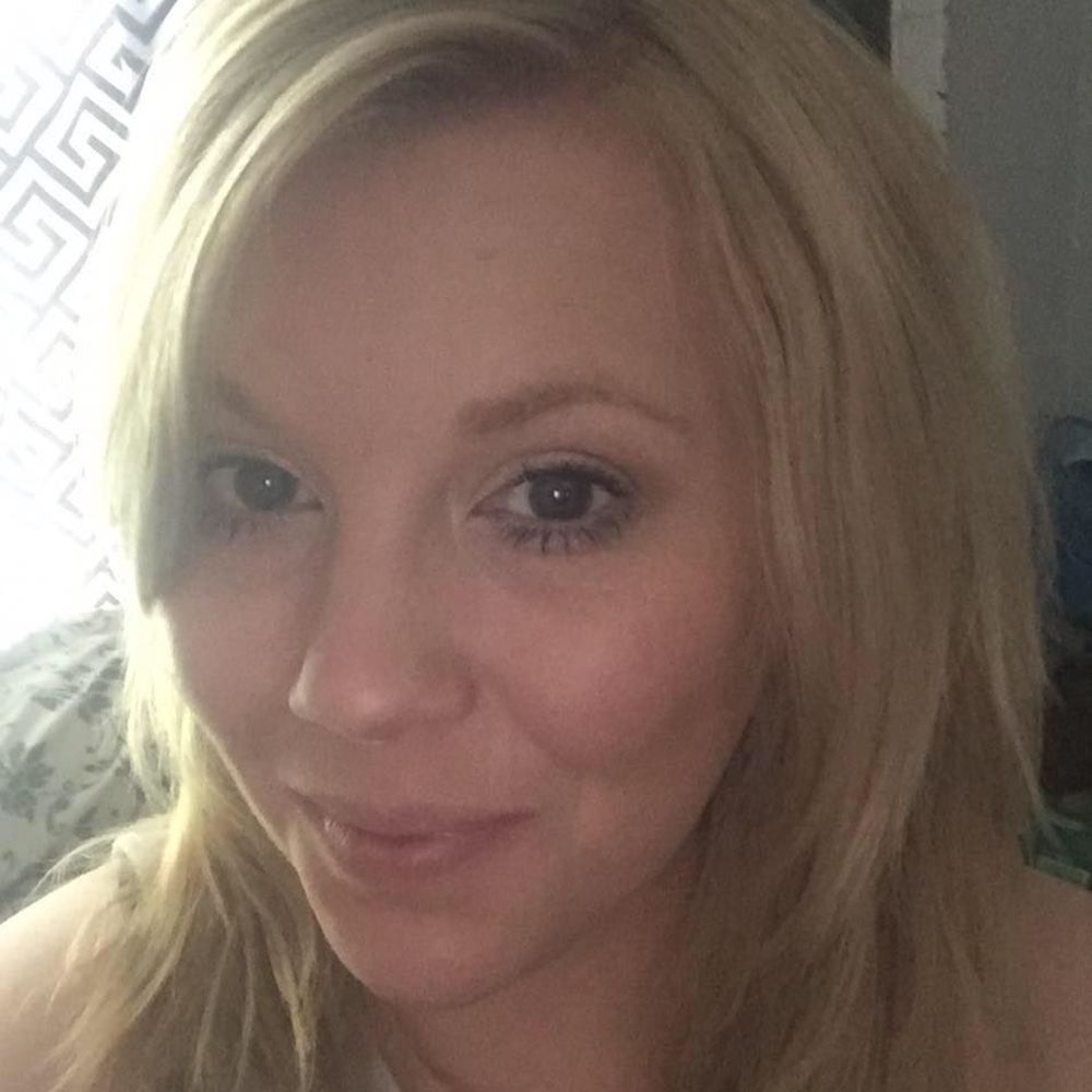 Meet your Posher, Desiree